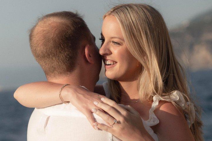 ローマのロマンチックな婚約物語の秘密プロポーズ写真家