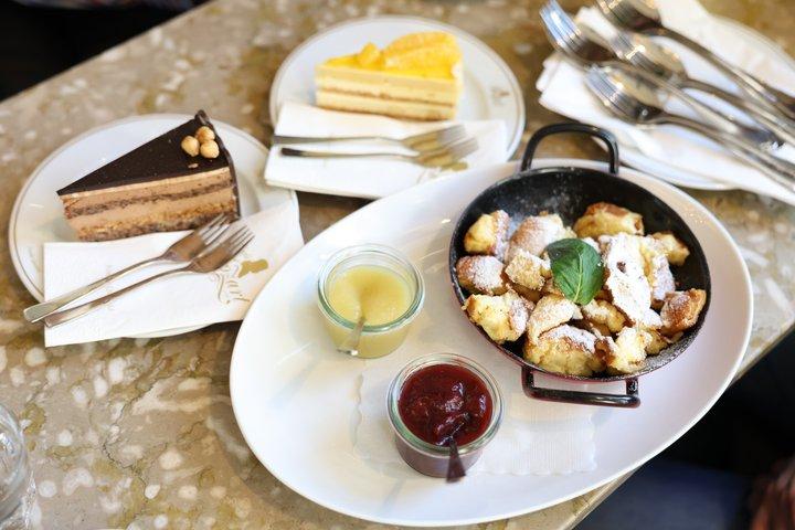Smag på Wien: A Full Meal Walking Food Tour af Do Eat Better