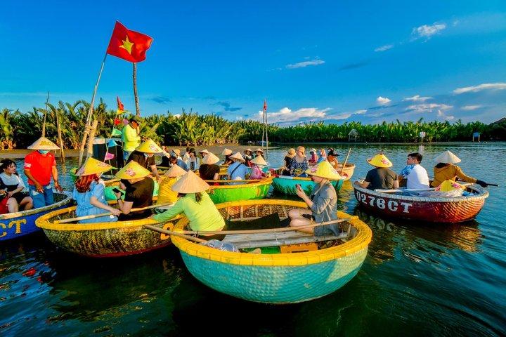 Hoi An Eco Cooking Class med marknad och korgbåt