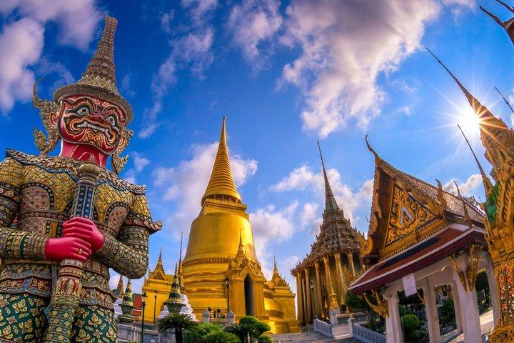 Hoteller i nærheden af Grand Palace, Khon Show & Sunset Dinner Cruise