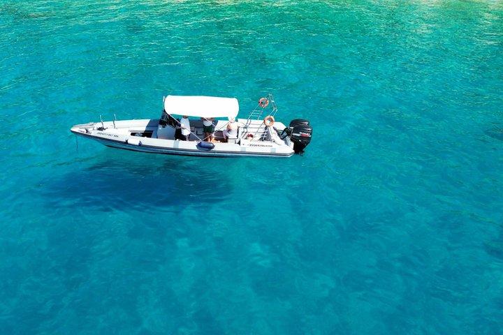 Himarë : El paseo diario en barco de 10 + playas en Albania (paquete 2026)
