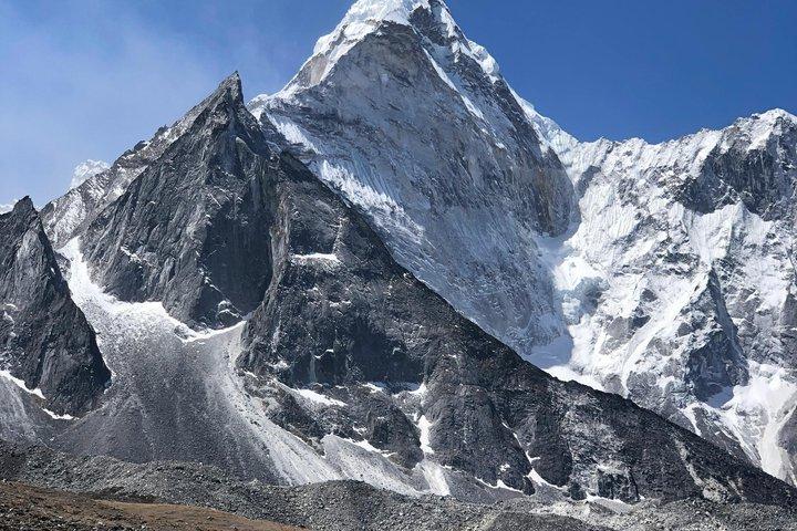 Lobuche East Peak Climbing