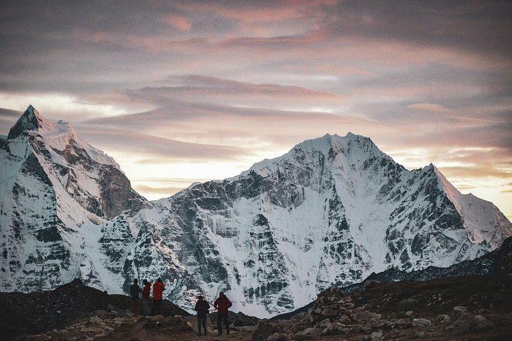Lobuche East Peak Climbing