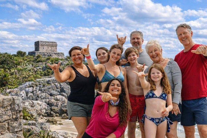 Ruines privées de tulum avec tuba de récif, cénote et cérémonie maya