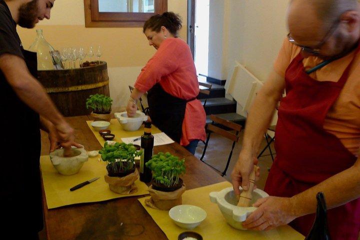 Cinque Terre: Autentisk Pesto madlavning klasse og vin i Manarola