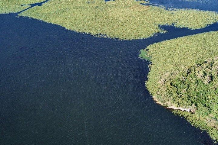 ヴィルパザル・スカダル湖ボートツアー(野生動物と自然)