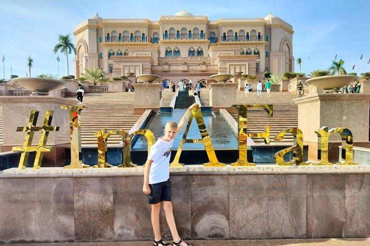 Abu Dhabi Tour vanuit Dubai : Grote Moskee & de belangrijkste attracties van de stad