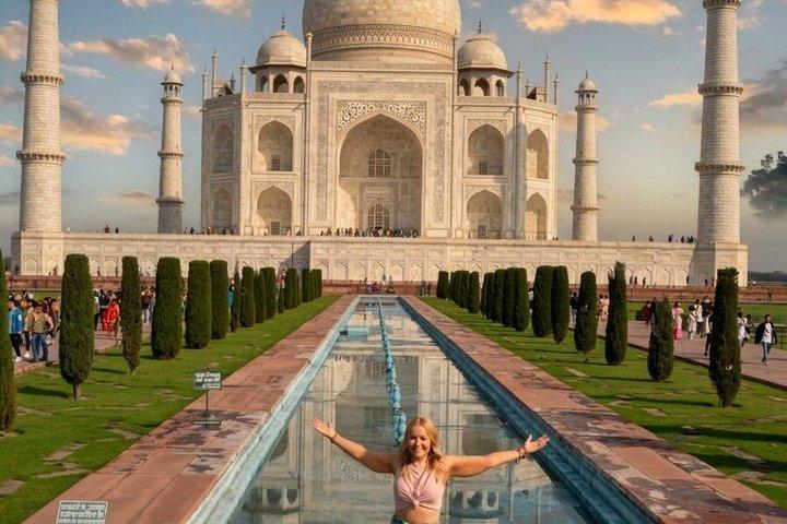 Agra et Mathura-Vrindavan : Taj, Fort Rouge et circuit spirituel de 2 jours
