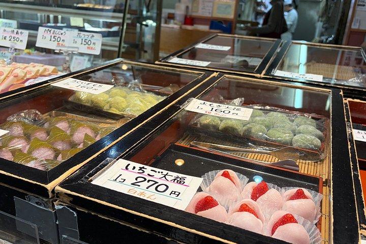神戸フードツアー：市場/中華街で10品；神戸牛付き