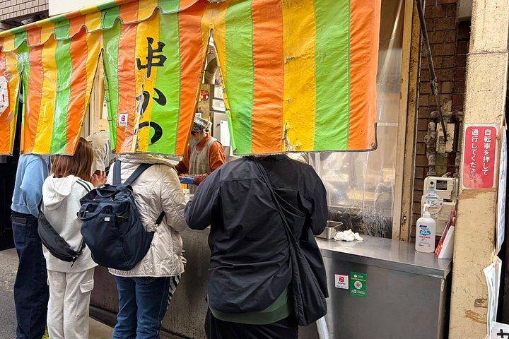 神戸フードツアー：市場/中華街で10品；神戸牛付き