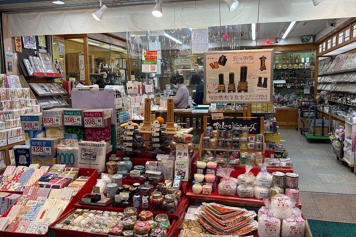 神戸フードツアー：市場/中華街で10品；神戸牛付き