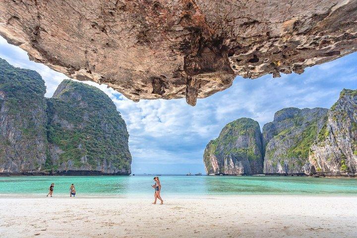Lazy Phi Phi Maya Tour in catamarano a 2 piani [Tariffe nazionali incluse]