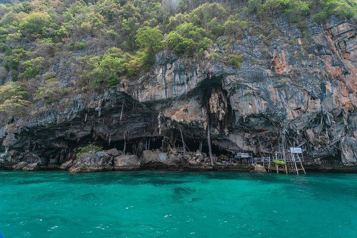 2階建てのカタマラン社によるレイジーピピマヤツアー