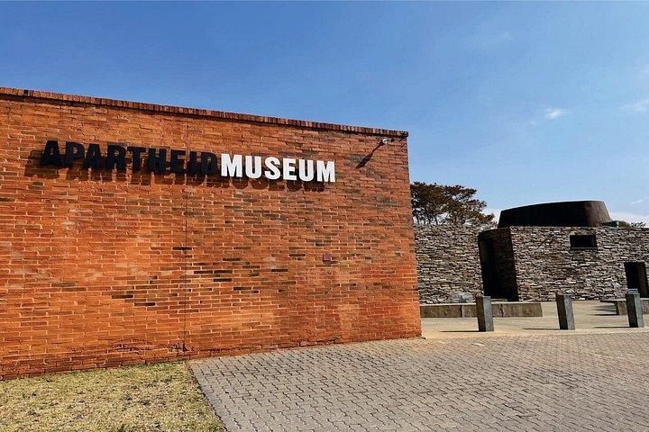 Soweto & Apartheid Museum Full-Day Tour