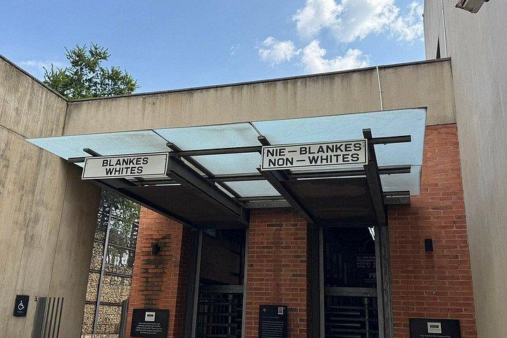 Soweto & Apartheid Museum Full-Day Tour