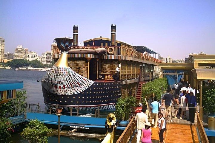 Luxury Nile Pharaoh Cruise with Dinner and Show