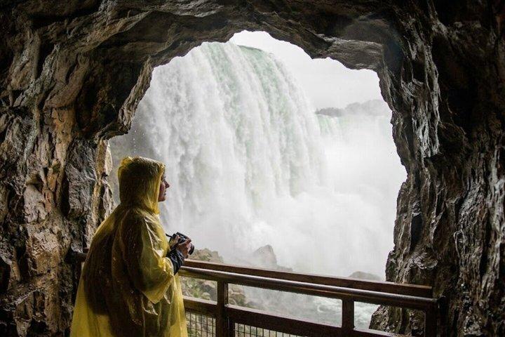 Discover Niagara Falls: A Self-Guided Tour