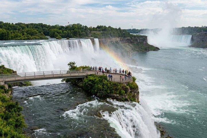 Discover Niagara Falls: A Self-Guided Tour