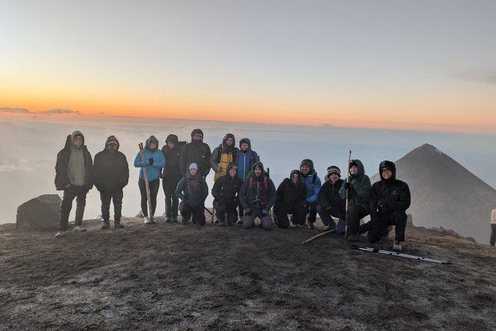 Tour de dos días al Volcán de Acatenango