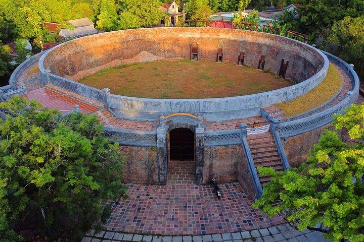 プライベートドライバーによる色相市内ツアーフレキシブル＆カスタム旅程