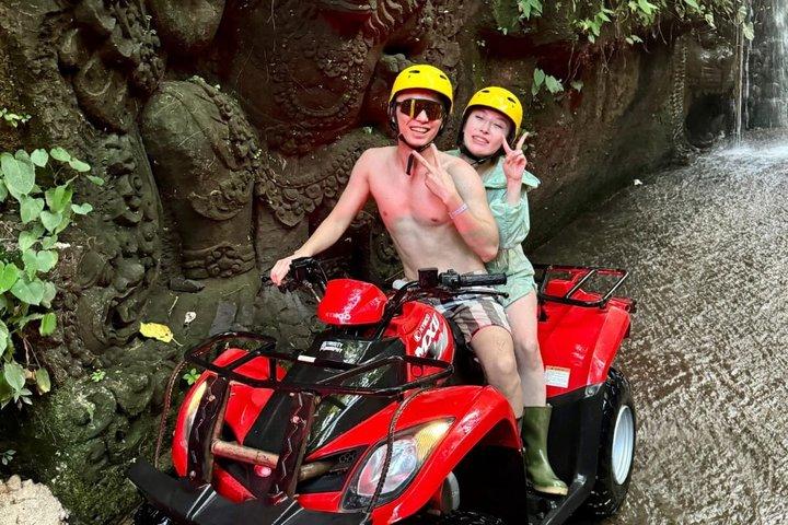 Ubud Bali ATV Quad e White Water Rafting com transferência
