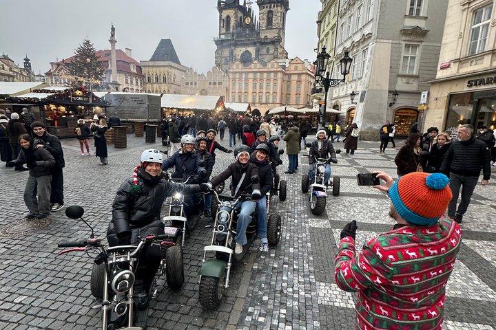 2 uur leuke triketour in Praag met gids
