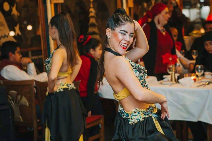 Nile Dinner Cruise Cairo com Belly Dance e Hotel Transfer
