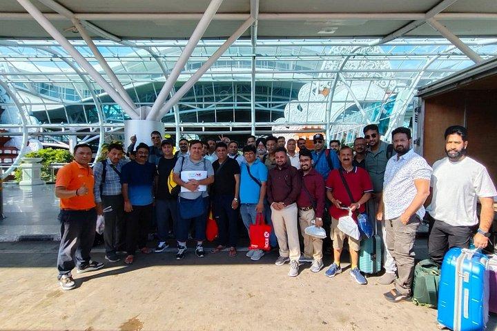 バリ島プライベート空港ピックアップ＆ホテルへの送迎（宿泊）