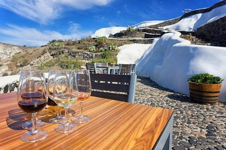 Santorini Private Wine Tour com vinícolas locais e degustações