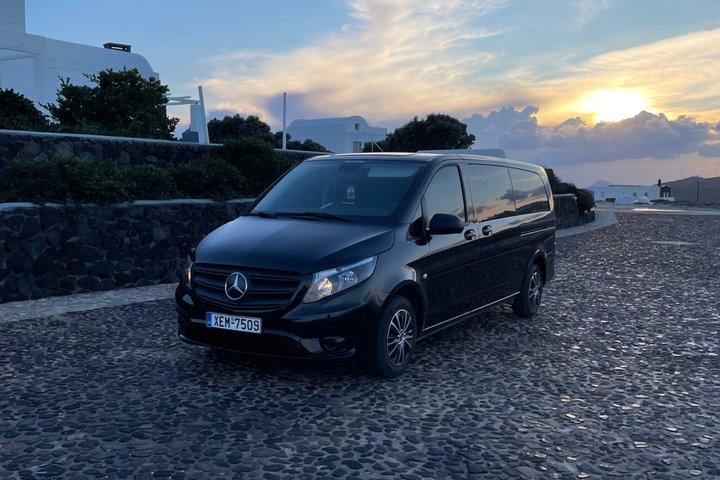 Privater Transfer auf Santorin : Flughafen & Hafen