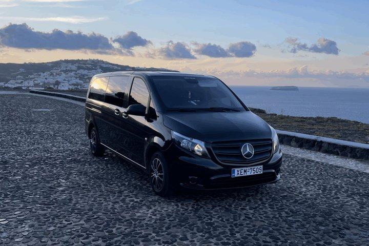 Privater Transfer auf Santorin : Flughafen & Hafen