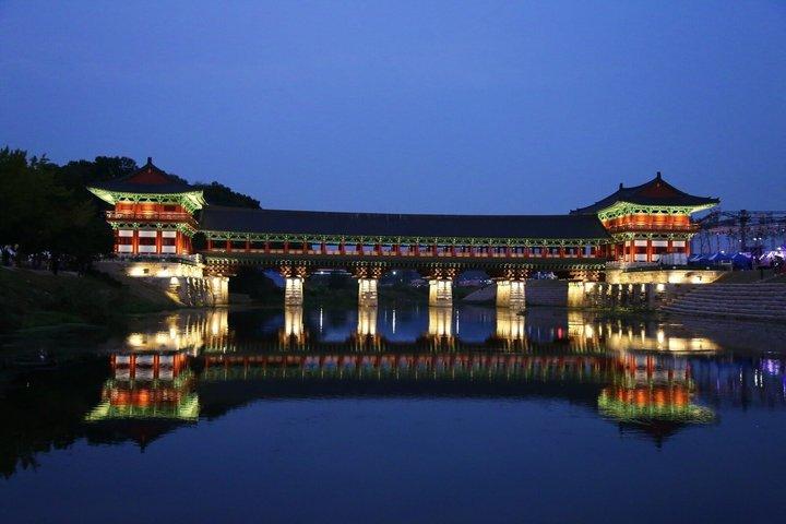釜山発慶州ユネスコ世界遺産ツアー