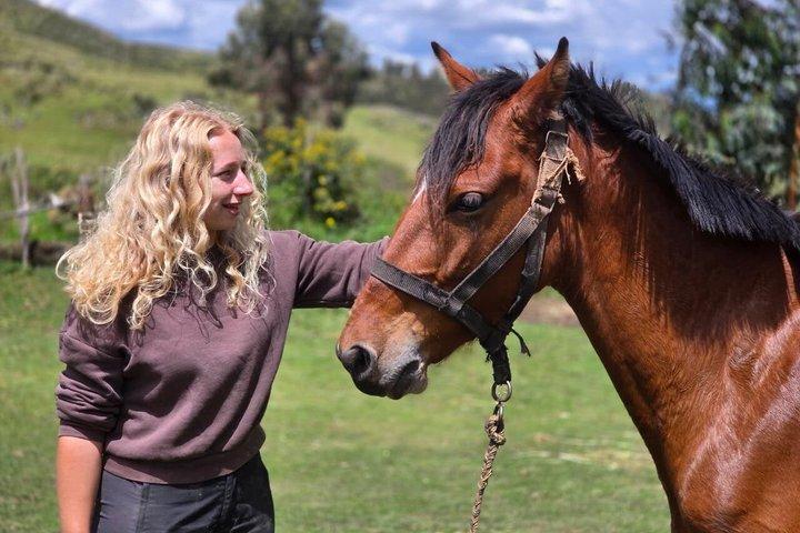Tour a cavallo al Balcone del Diavolo da Cusco