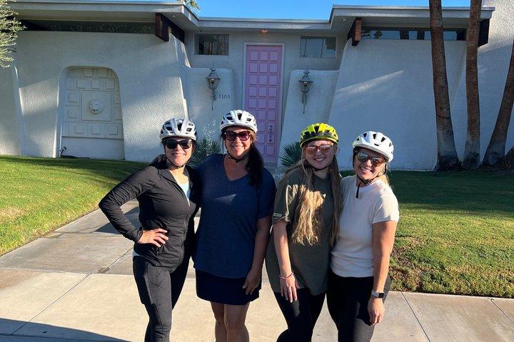 Ultimate Celebrity, Architecture & City E-Bike Tour