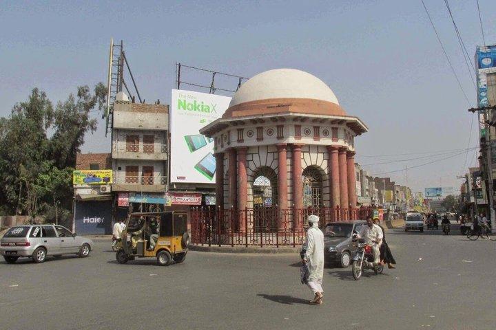 Faisalabad Stadtrundfahrt ab Lahore