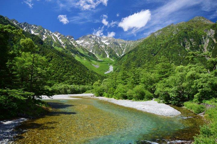 名古屋から人気の上高地観光ハイキング1日バスツアー