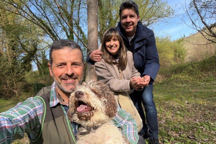Truffle Hunting Experience Siena Tartufi