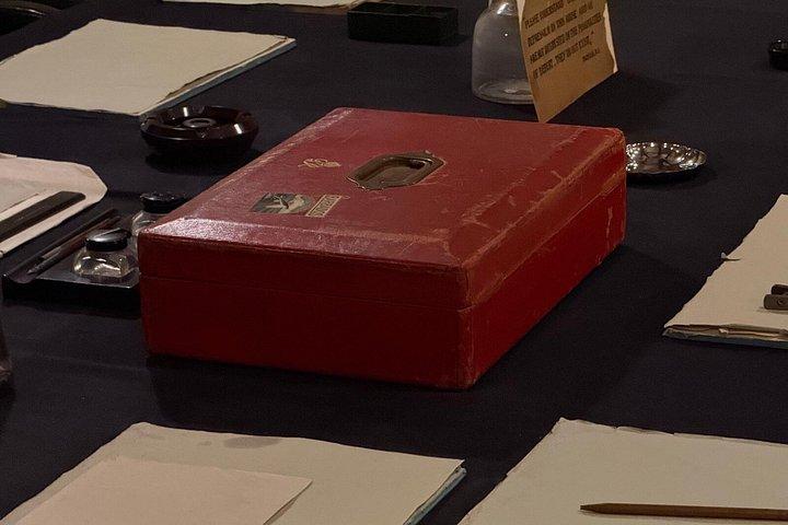 チャーチル戦時内閣室訪問＆第二次世界大戦ロンドン散策 - 少人数グループ（最大10名）