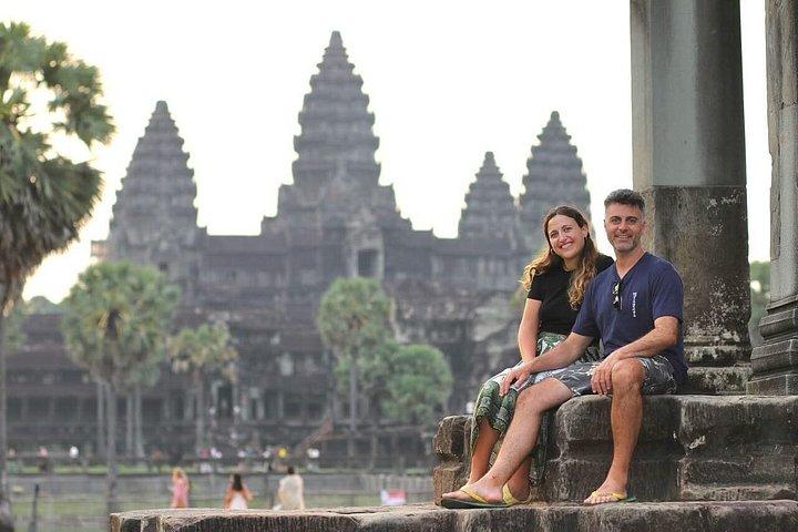 Private Angkor Wat Sunrise or Sunset Guided Tour