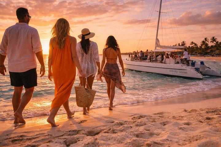 Punta Cana Sunset Party Boat com Lobster e Champagne