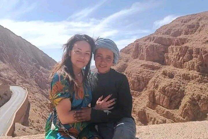 マラケシュからアイト・ベン・ハッドゥとワアルザテへのプライベート日帰り旅行
