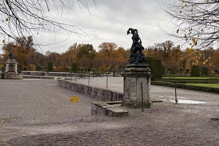 ドロットニングホルム宮殿公園：ストックホルムのオーディオツアー