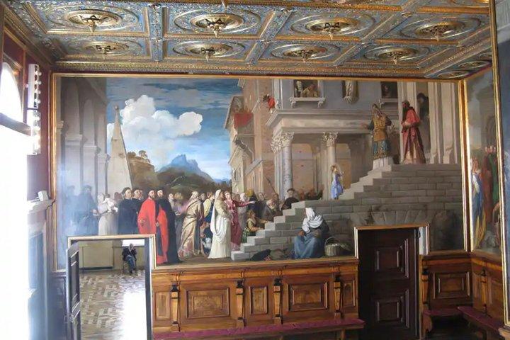 Venice Accademia Gallery Tour with Local Architect Guide
