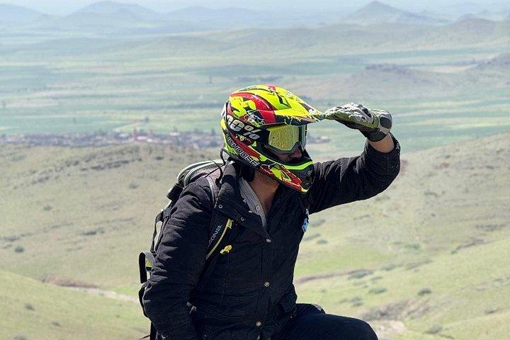 マラケシュ・ジュビラト山日帰りクワッド朝食とバーベキュー付き