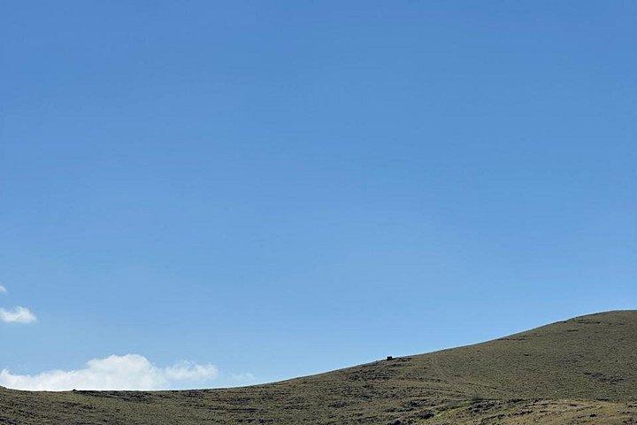 マラケシュ・ジュビラト山日帰りクワッド朝食とバーベキュー付き