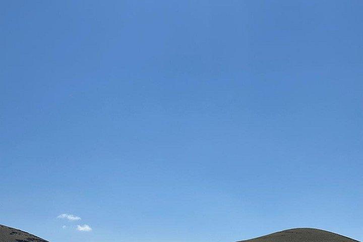 マラケシュ・ジュビラト山日帰りクワッド朝食とバーベキュー付き