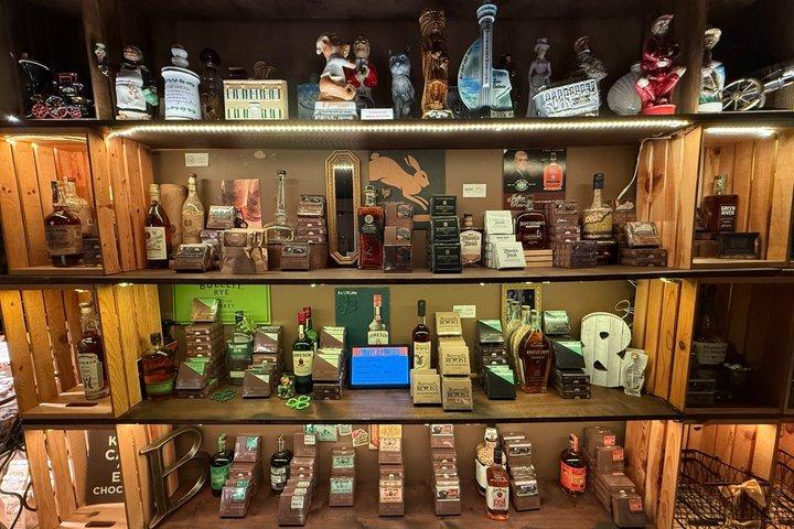 Louisville Food Tour with 5 Local Authentic Tastings
