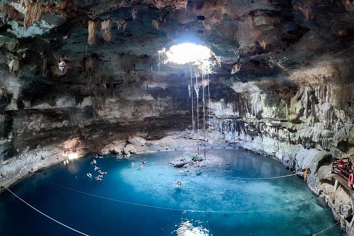 Skip the Line Chichen Itza Experience with Cenote and Lunch