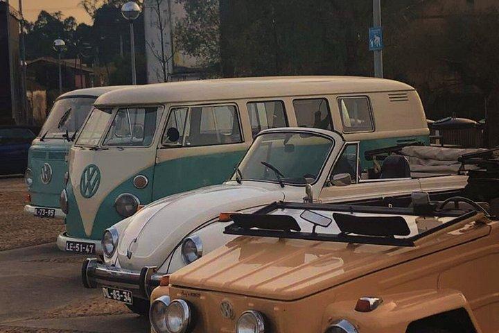 ホテル送迎付きクラシックVWで巡るポルトプライベートツアー