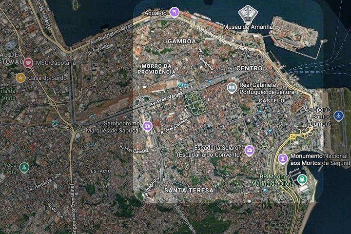 リオデジャネイロのサンタテレサ地区／ダウンタウンを巡る、40歳以上の女性向けウォーキングツアー